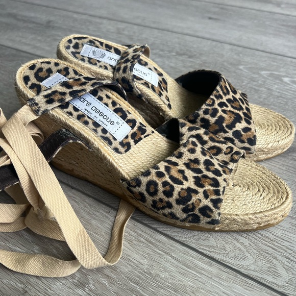 Andre Assous made in Spain ankle tie Leopard Print Espadrille Wedges 8.5 - Picture 1 of 10